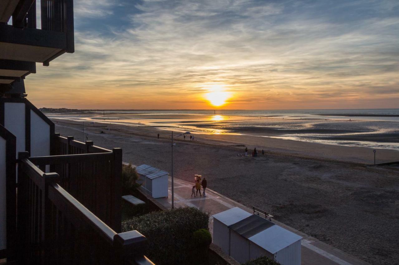 Joli Studio Avec Vue Panoramique Sur La Mer ウルガット エクステリア 写真